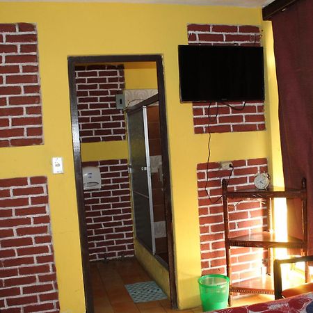 קצאלטננגו Hotel Casa Del Viajero מראה חיצוני תמונה