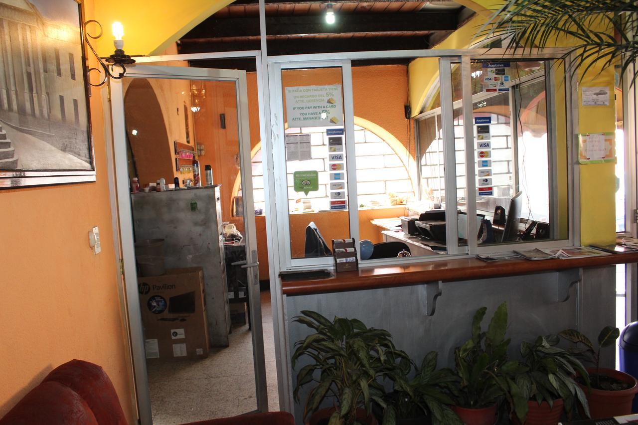 קצאלטננגו Hotel Casa Del Viajero מראה חיצוני תמונה
