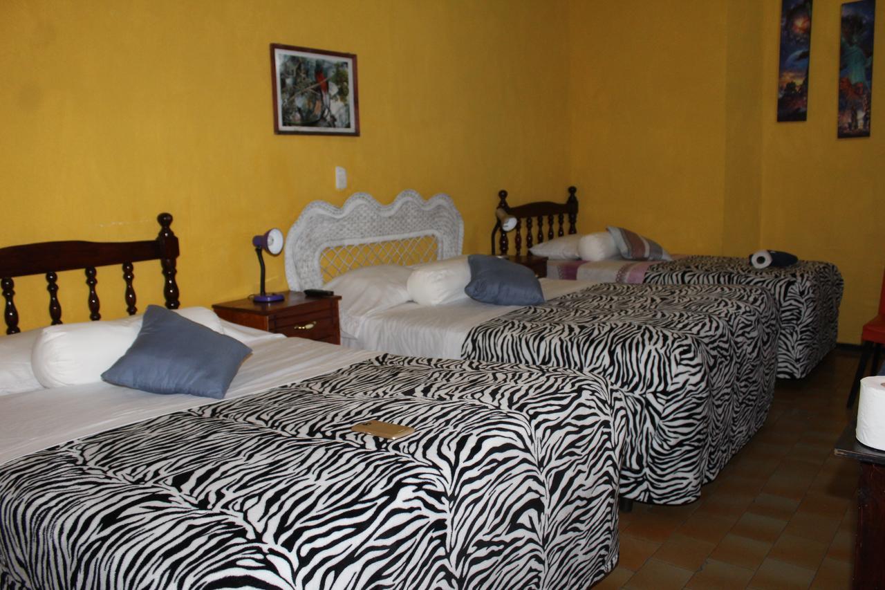 קצאלטננגו Hotel Casa Del Viajero מראה חיצוני תמונה